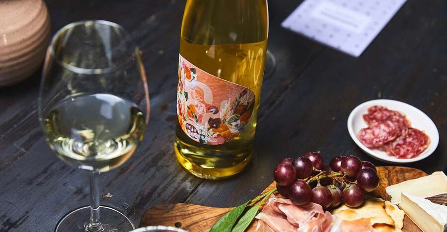 Amsterdam: Dutch Wine Tasting with Sommelier - How the 1.5 to 2-hour tasting unfolds