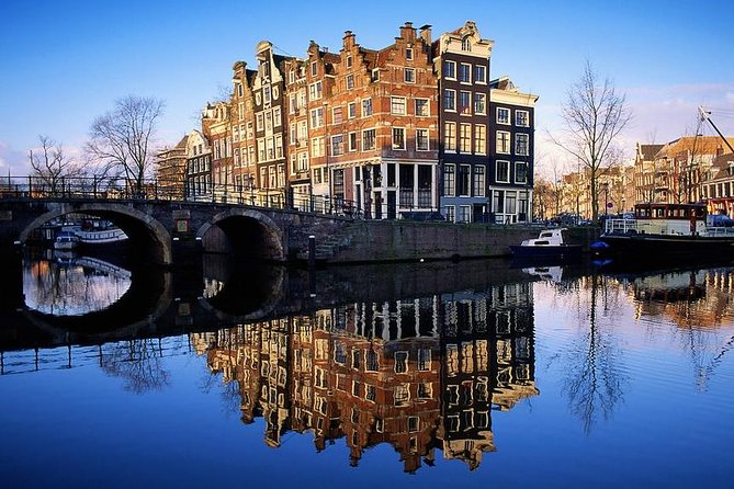 Amsterdam: E-Bike Sightseeing Tour - Who will enjoy this ride most