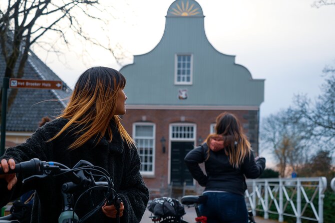 Amsterdam E Bike Tour to the Windmills of Zaanse Schans - Starting behind Amsterdam Centraal