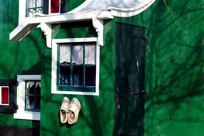 Amsterdam E Bike Tour to the Windmills of Zaanse Schans - Ninety minutes at Zaanse Schans