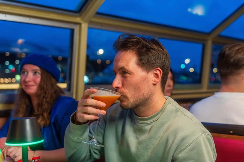 Amsterdam: Evening Cocktail Cruise along the canals - Practical limits you should know