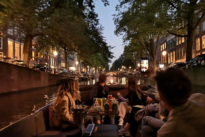 Amsterdam Evening Cruise in Small Group - Blauwburgwal and Brouwersgracht: smaller canals, better scale