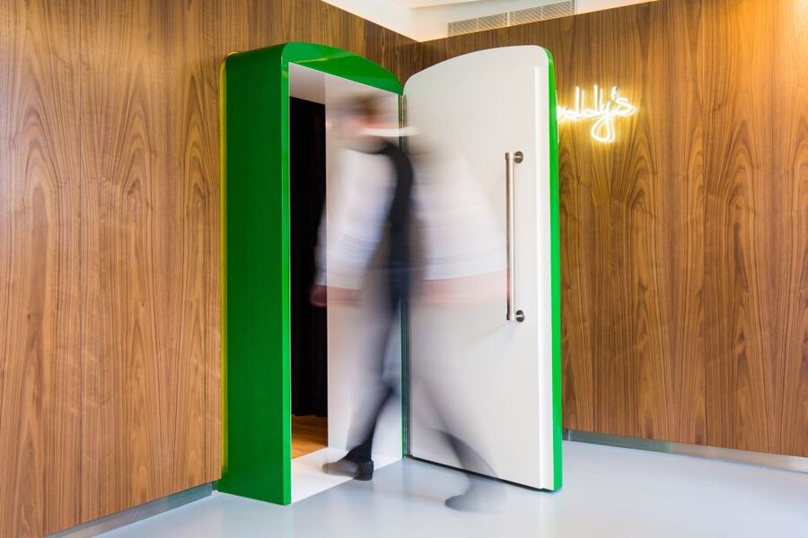 Amsterdam: Exclusive Heineken Experience VIP Tour Ticket - The private bar and five-beer tasting