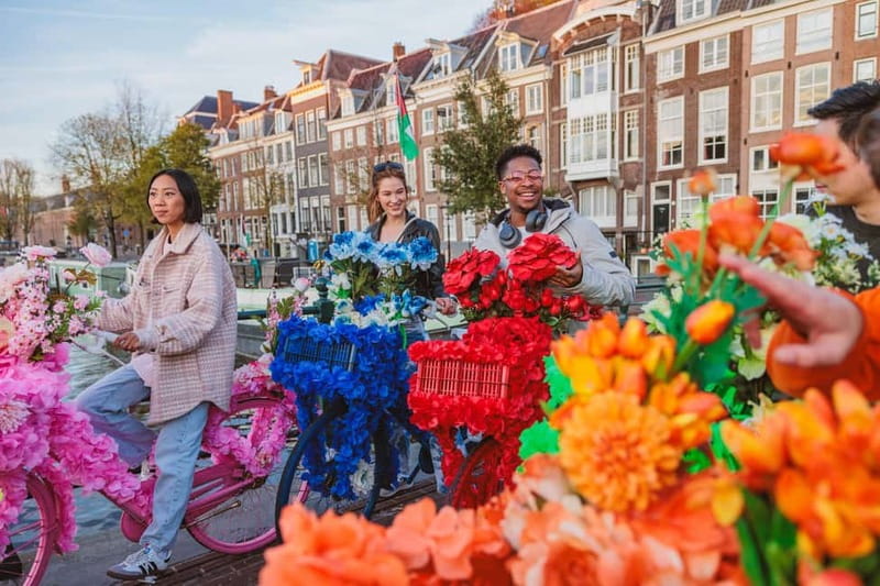 Amsterdam: Explore Canals, Guided Tour on Flower Bikes - Leidse Square and Vondelpark