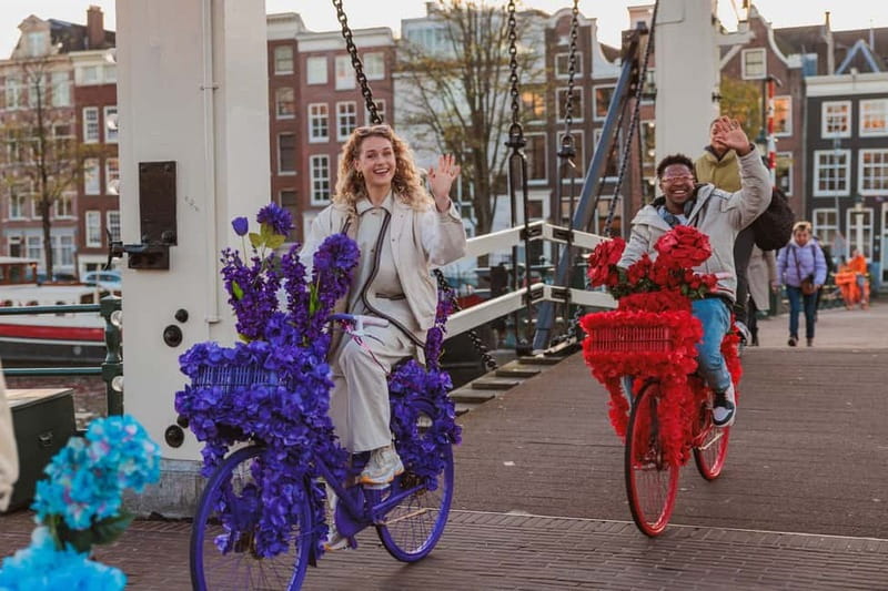 Amsterdam: Explore Canals, Guided Tour on Flower Bikes - Nine Streets and Amsterdam’s canal views