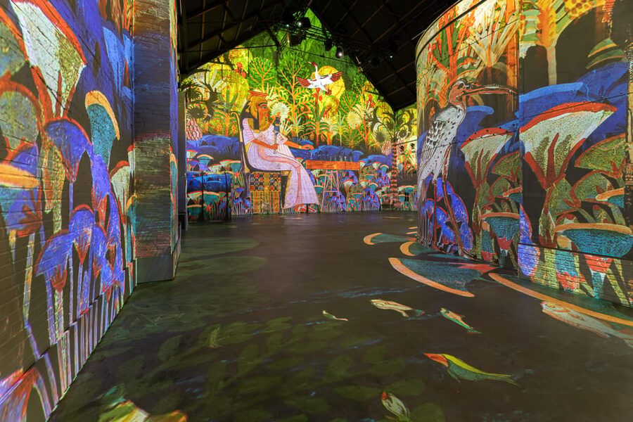 Amsterdam: Fabrique des Lumières Entry Ticket - Music, color, and the feeling of a moving gallery