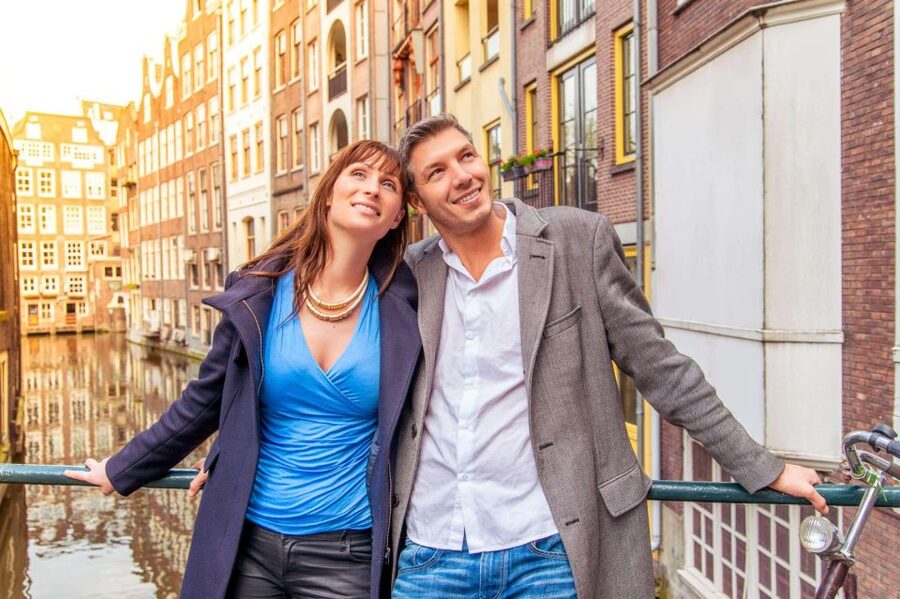 Amsterdam Family Friendly Historical Walking Tour - Beginning at Singel 399 and the Red Hood Grandma