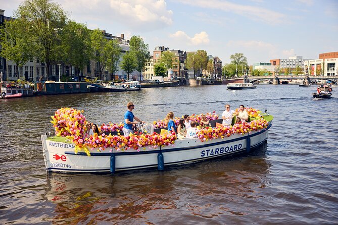 Amsterdam Flower Boat Canal Cruise with Local Guide - Flowers, photographs, and the best seat strategy