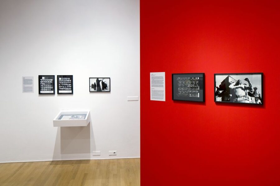 Amsterdam: Foam Photography Museum Admission Ticket - Why the exhibition mix matters