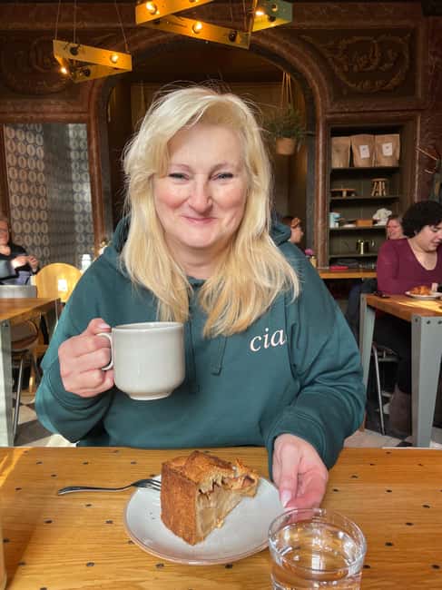 Amsterdam: Food Walking Tour - Amsterdam street food beyond the cheese