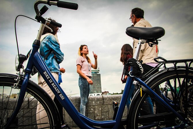 Amsterdam full day tour: Walking, Biking and Cruising - Why Amsterdam works best on three kinds of wheels