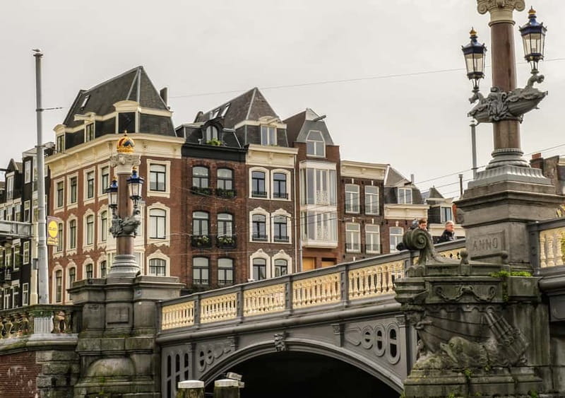 Amsterdam: German Canal Cruise with Unlimited Drinks Option - The Amstel and Magere Brug