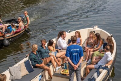 German Guided Canal Cruise with on Board Bar