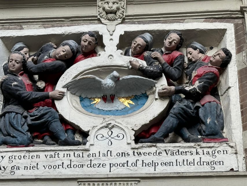 Amsterdam: Ghost Walking Tour and Dark History - Oudezijds Achterburgwal and the old canal world