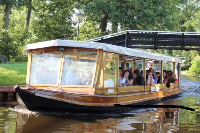 Amsterdam: Giethoorn Tour Scenic Cruise, Cheese & Free Time - Why Giethoorn makes a good break from Amsterdam