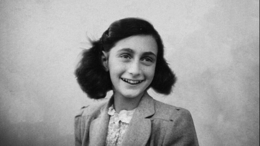 Amsterdam: Guided Anne Frank Small-Group Walking Tour - The Holocaust Memorial and the broken sky of Auschwitz