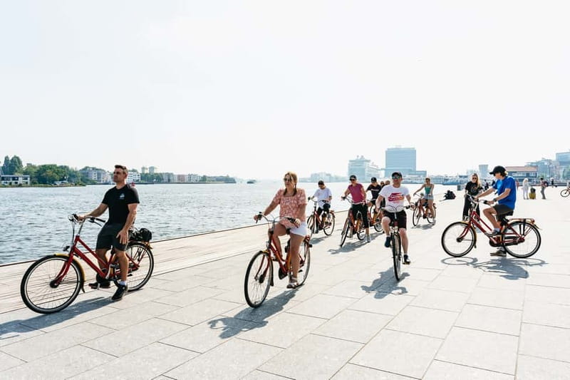 Amsterdam: Guided Bike Tour City Centre in EN/DE/FR/ES - Museumplein and the quieter side of De Pijp