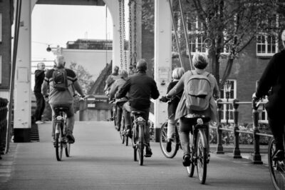 Guided City Bike Tour in French