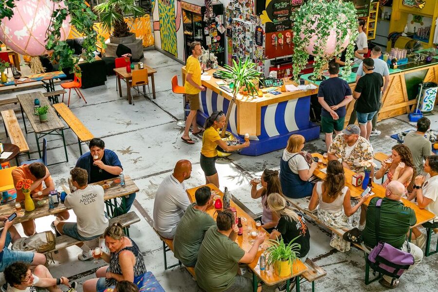 Amsterdam: Guided Craft Beer Brewery Bus Tour with Tastings - What the Amsterdam brewery bus tour is really like