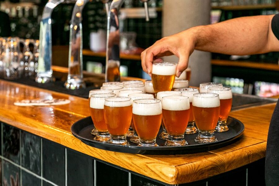 Amsterdam: Guided Craft Beer Brewery Bus Tour with Tastings - Oedipus Brewing, about 45 minutes