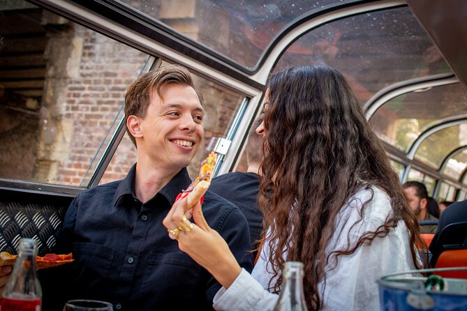 Amsterdam Guided Cruise with New York Pizza, Drinks and Ice Cream - What this Amsterdam pizza cruise is really like