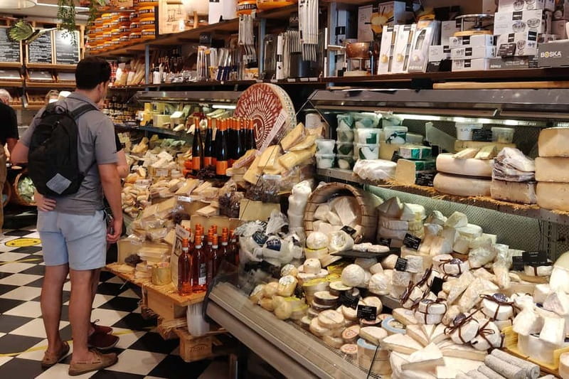 Amsterdam: Guided Food Tour with Tastings - Should you book it?