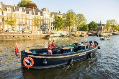 Guided Open Boat Canal Cruise Including Drink