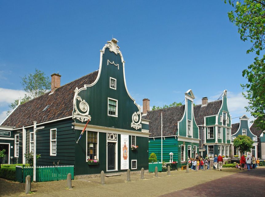 Amsterdam: Guided Zaanse Schans, Windmills & Cheese Tour - Cheese tasting at Catharina Hoeve