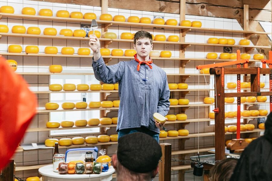Amsterdam: Guided Zaanse Schans, Windmills & Cheese Tour - What makes Zaanse Schans special