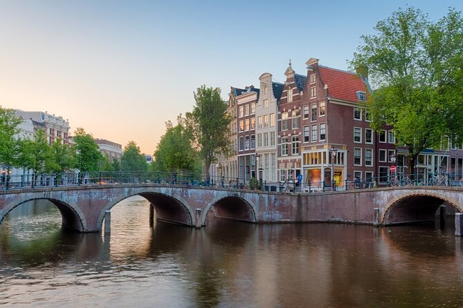 Amsterdam: Haunted History and Ghost Walking Tour - Is $30 a Fair Price for Two Hours?