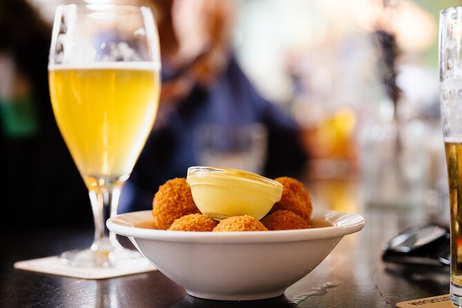 Amsterdam High-End Dutch Food & History Tour - Up to 8 guests - The guides make the difference