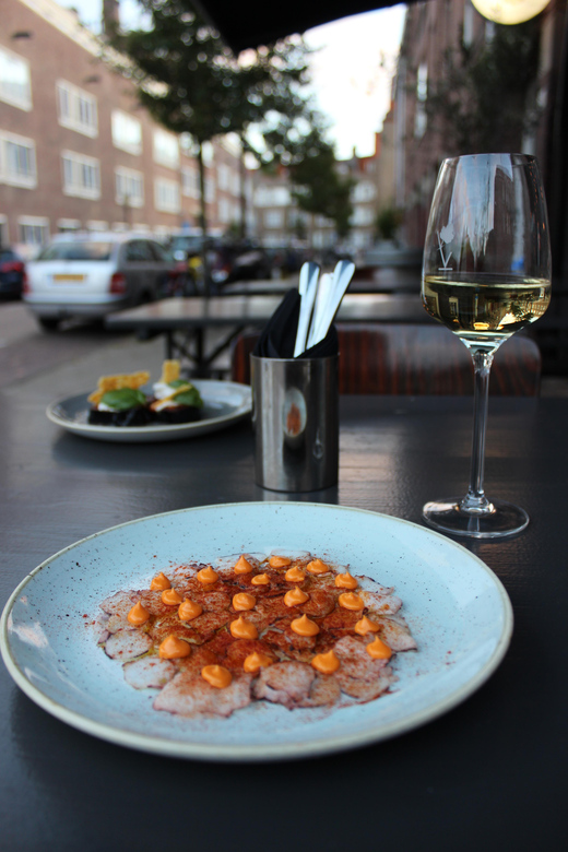 Amsterdam: High Wine at wine bar Paskamer, 3-rounds - What Paskamer’s High Wine actually is