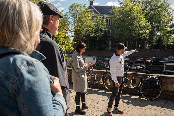 Amsterdam Highlights and History Walking Tour (MUST DO) - Begijnhof and a quieter side of central Amsterdam