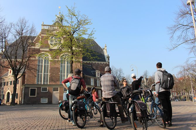 Amsterdam Highlights Bike or E-Bike Tour - Vondelpark and the halfway drink stop