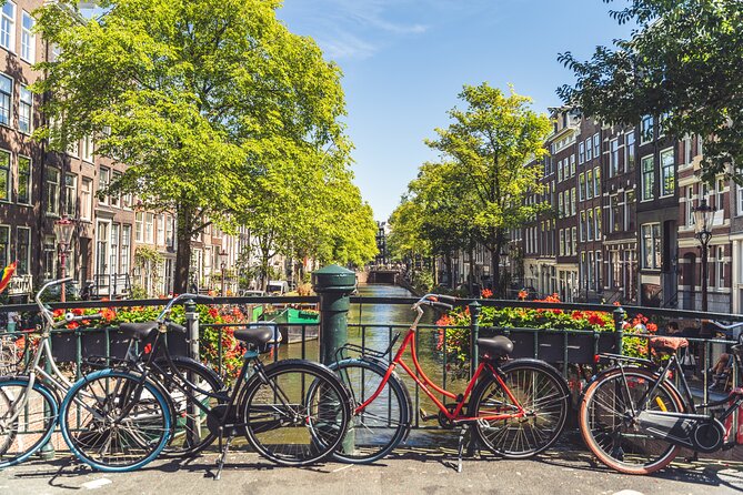 Amsterdam Highlights Small-Group Walking Tour - Centraal Station and Amsterdam’s front door