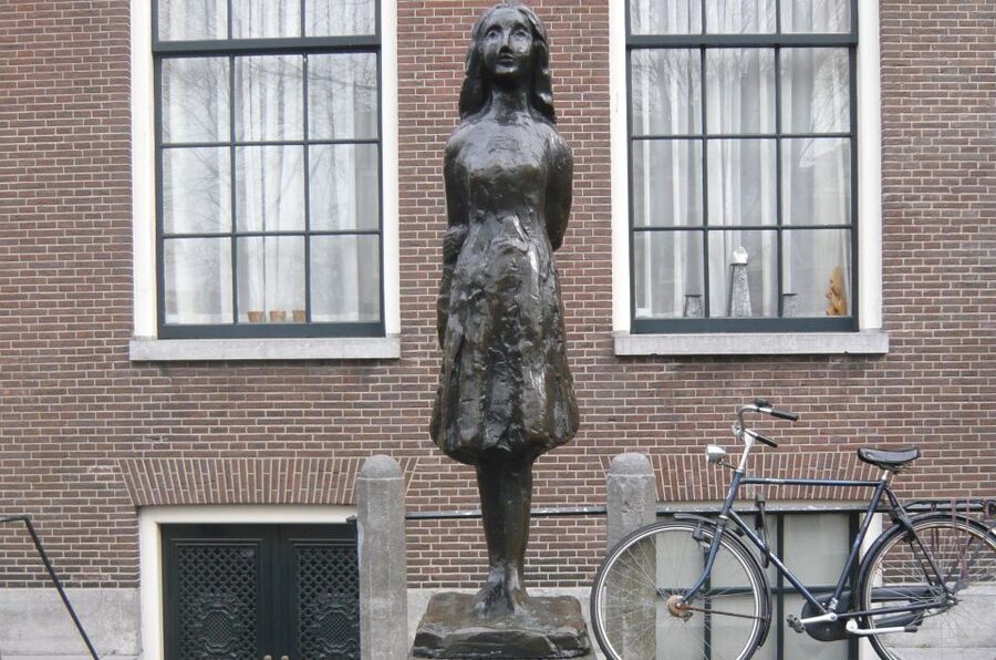 Amsterdam: Historic Walking Tour - The Nieuwe Kerk and Amsterdam’s changing identity