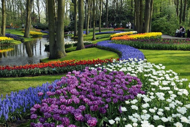 Amsterdam: Keukenhof Entry & Shuttle Bus with Flexible Return - The simple route from Central Station to This is Holland