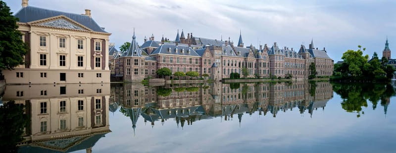 Amsterdam: Kinderdijk, Euromast, Delft and Den Haag Day Tour - Who will get the most from this tour?