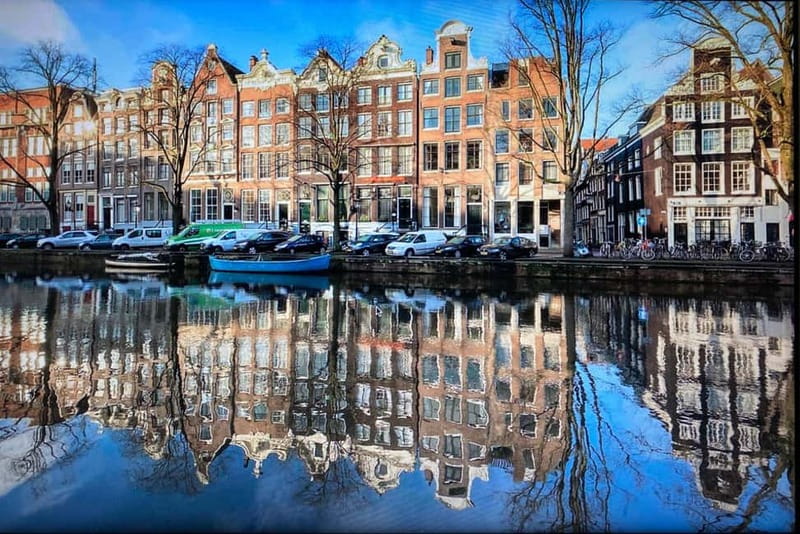 Amsterdam: Kultour, Kulturelle Stadtführung mit Herz & Seele - Who will get the most from this walk