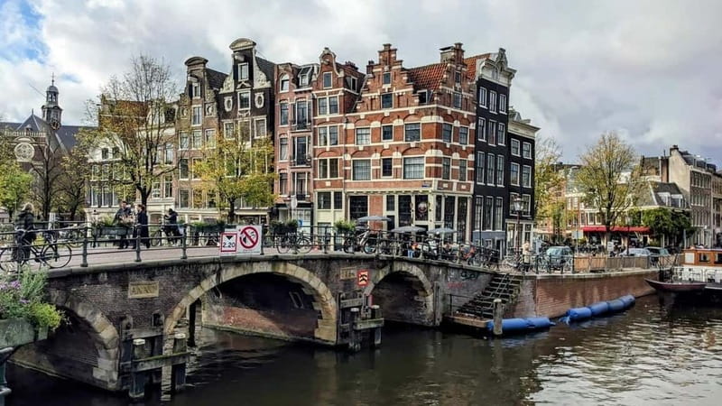Amsterdam: Layover Flight Private Guided Tour (3h or 5h) - Luggage Storage and Airport Timing