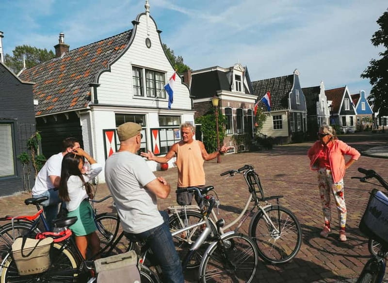 Amsterdam: Leisurely Windmill & Countryside Bike Ride - A ride for confident cyclists, not beginners