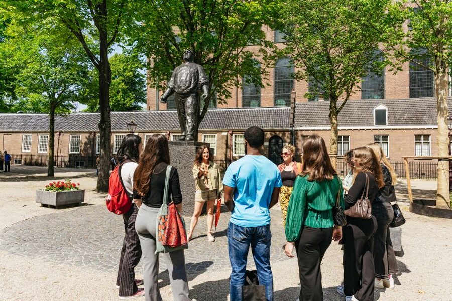 Amsterdam: Life of Anne Frank and World War II Walking Tour - Anne Frank’s childhood and the family story