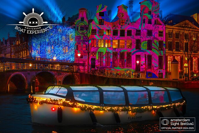 Amsterdam Light Festival: Canal Cruise + Bite & Unlimited Drinks - Group size, comfort, and who will enjoy it