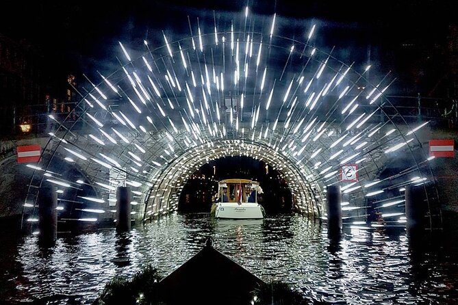 Amsterdam Light Festival: Canal Cruise + Snack & Unlimited Drinks - What happens at Prins Hendrikkade 33A