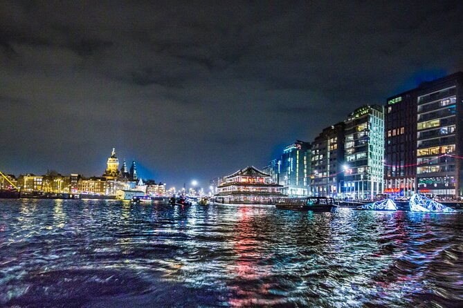 Amsterdam Light Festival: Canal Cruise + Snack & Unlimited Drinks - How much information will you get?