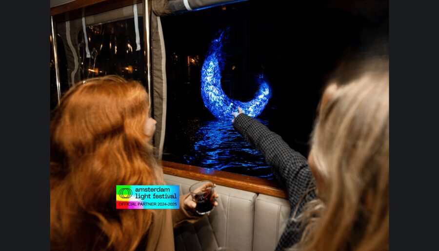 Amsterdam: Light Festival Cruise With Drinks & Snacks - Why the Light Festival works so well from a boat
