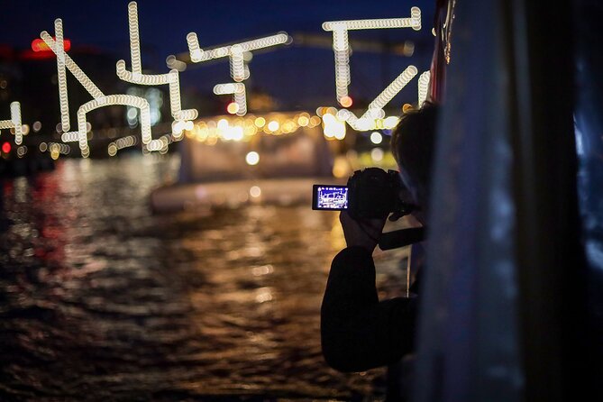 Amsterdam: Light Festival Cruise with Unlimited Drinks Option - Amsterdam’s romantic bridge and canal views