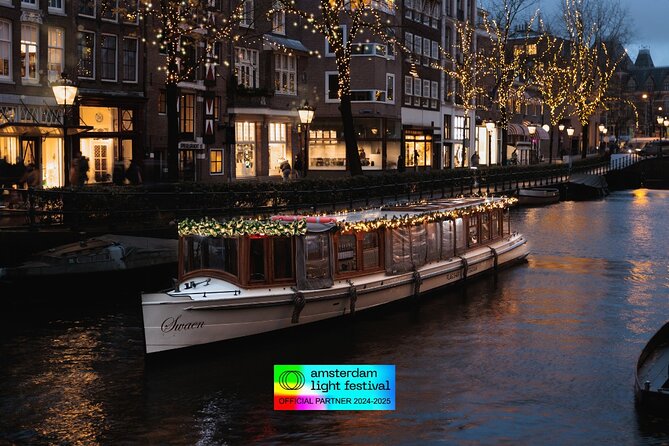 Amsterdam Light Festival: Heated Boat Cruise + Hot Drinks & Bite - Covered boats, warm drinks, and the comfort question