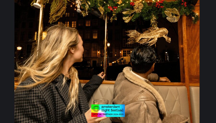 Amsterdam: Light Festival Heated Cruise w/ Drinks & Snacks - Leidsegracht, Brouwersgracht, and the return