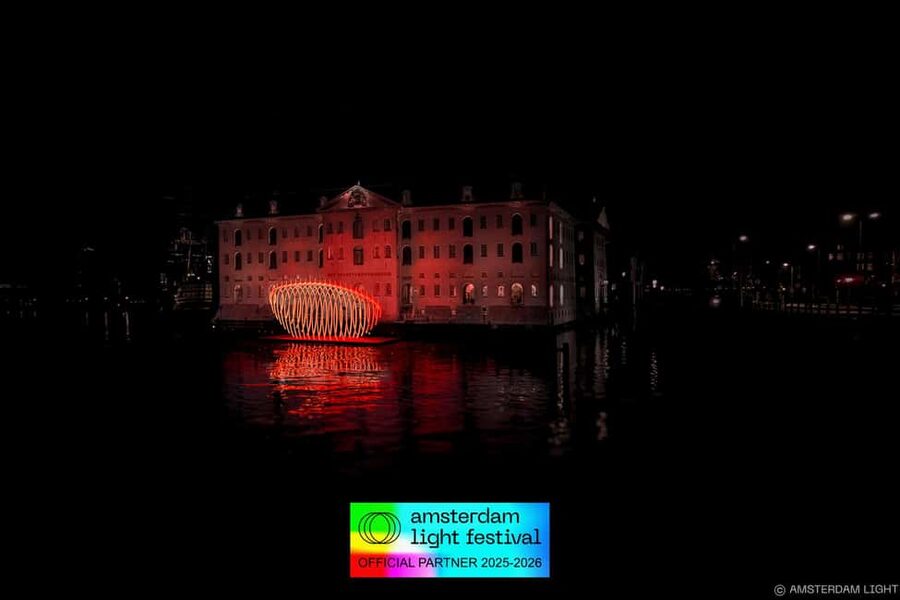 Amsterdam: Light Festival Heated Cruise with Drinks & Snacks - The Golden Bend and Amsterdam’s grand canal belt